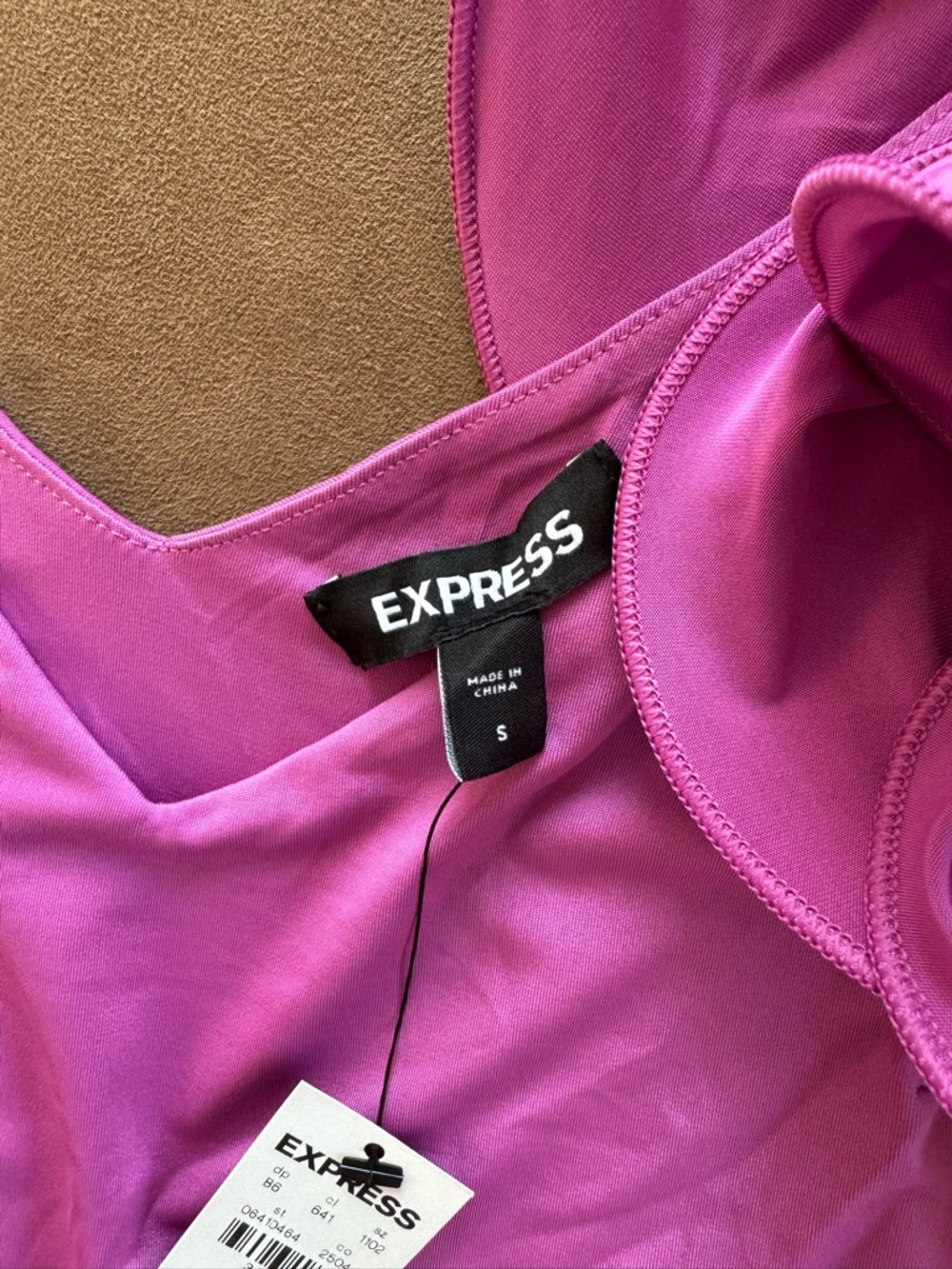 NWT Express Fuchsia One-Shoulder Ruffle Top - Picture 3 of 5